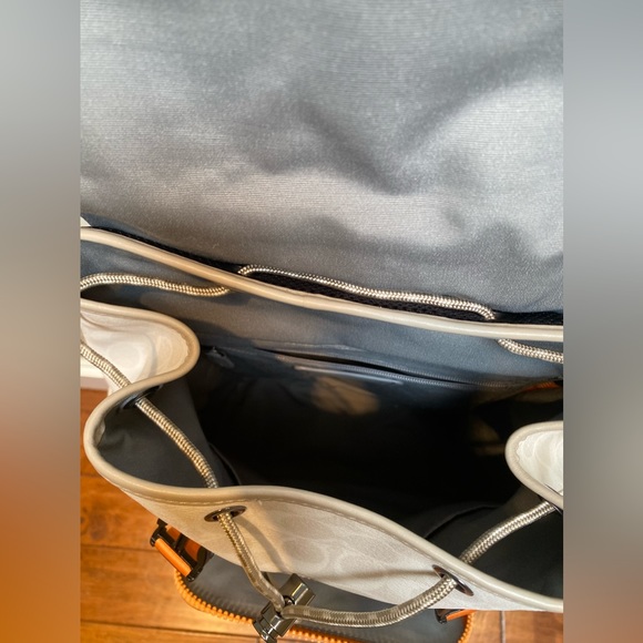 timbuk2 quest large wheeled duffel bag and adventure begins. EDI-Granite Louis Vuitton Apollo Backpack Model:SST-C-1062H-CGa